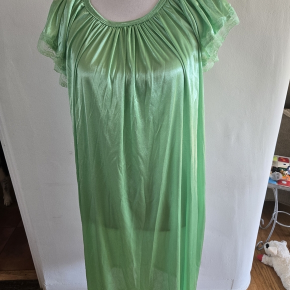 Blair Deep Green Satin Short Sleeve Chemise Nightgown - Picture 3 of 5
